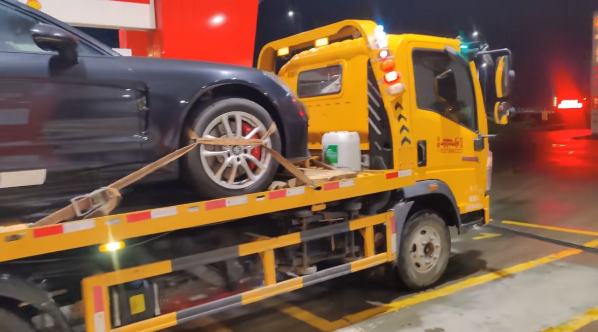 攀枝花行车途中遇到突发状况该如何呼叫道路救援？